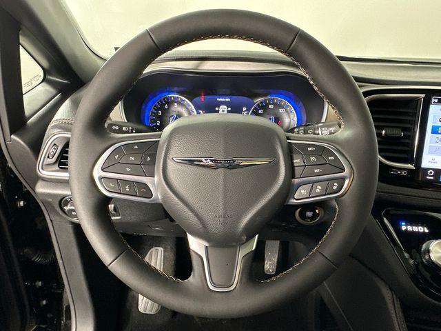 2026 Chrysler Pacifica Pinnacle AWD