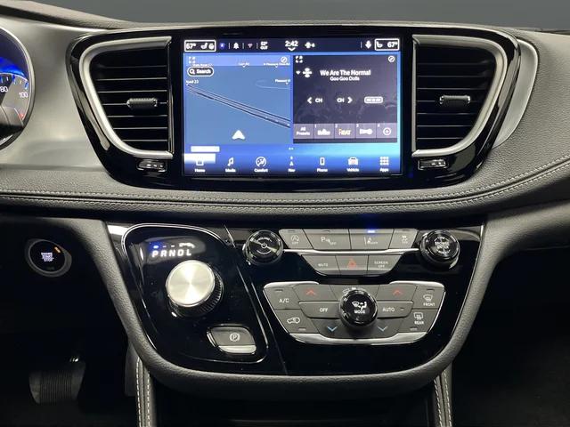 2026 Chrysler Pacifica Limited AWD