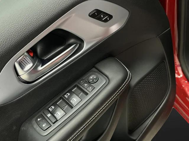2026 Chrysler Pacifica Limited AWD