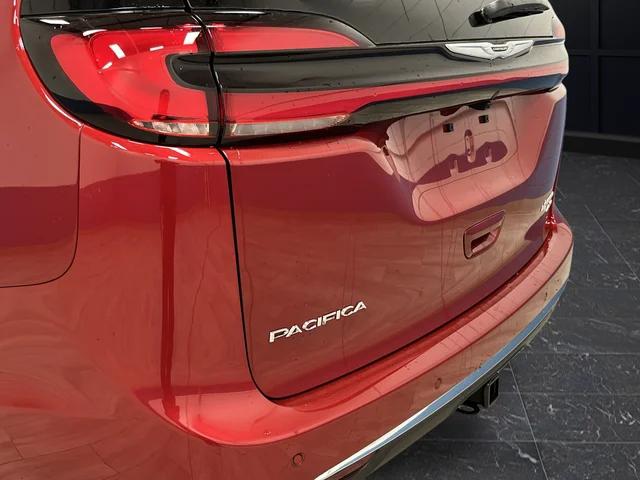 2026 Chrysler Pacifica Limited AWD