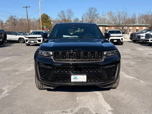 2026 Jeep Grand Cherokee GRAND CHEROKEE LIMITED RESERVE 4X4