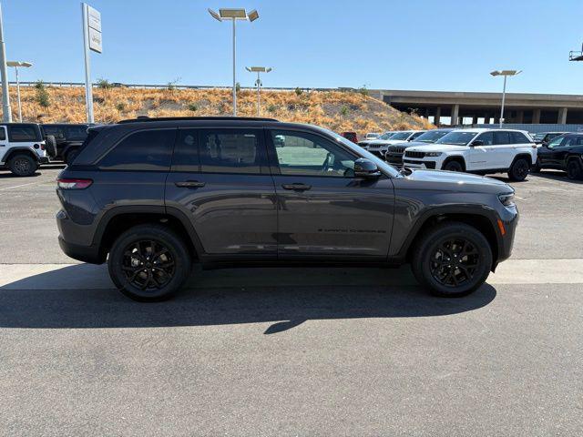 2026 Jeep Grand Cherokee Altitude 4x4
