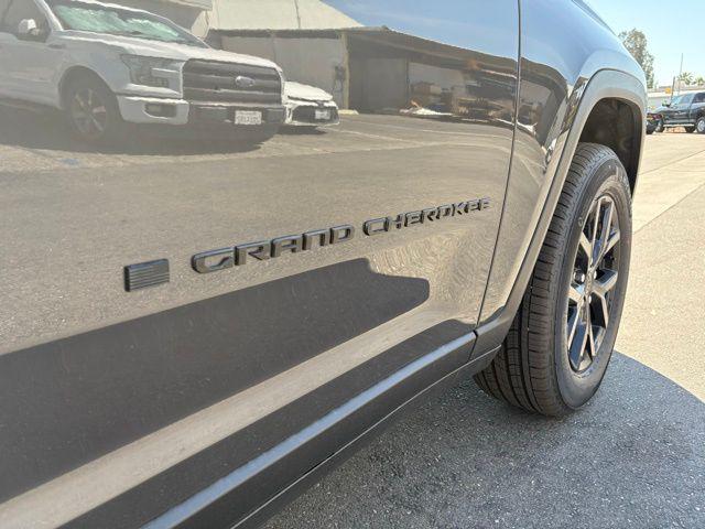 2026 Jeep Grand Cherokee Altitude 4x4