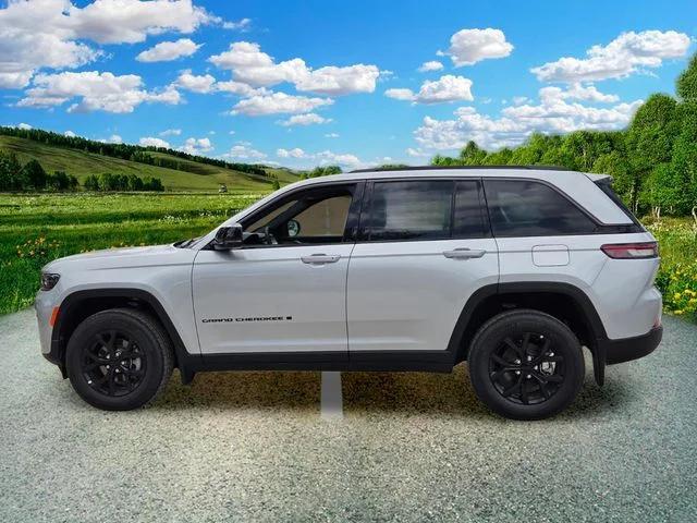 2026 Jeep Grand Cherokee GRAND CHEROKEE LAREDO ALTITUDE 4X4 2026 Jeep Grand Cherokee GRAND CHEROKEE LAREDO ALTITUDE 4X4