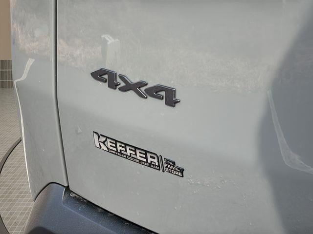 2026 Jeep Cherokee Laredo 4x4
