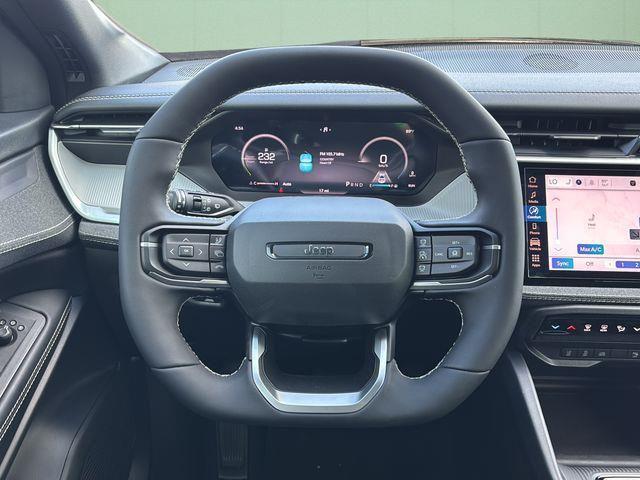 2026 Jeep Cherokee Laredo 4x4