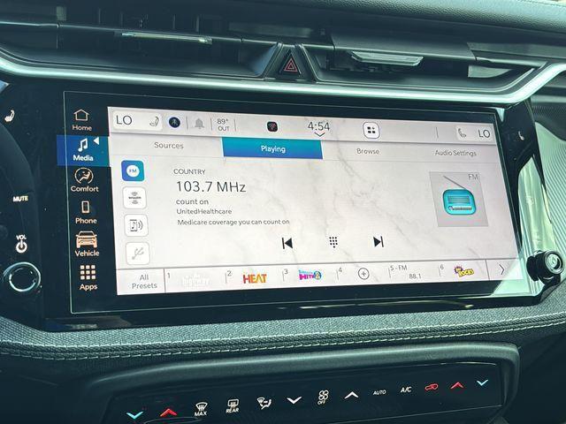 2026 Jeep Cherokee Laredo 4x4