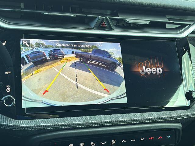 2026 Jeep Cherokee Laredo 4x4