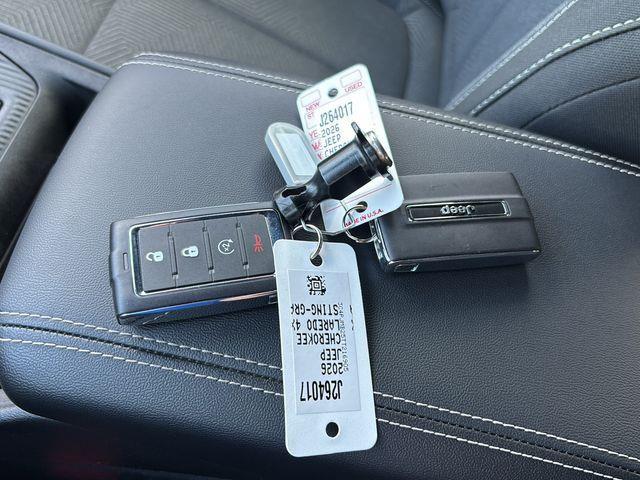 2026 Jeep Cherokee Laredo 4x4