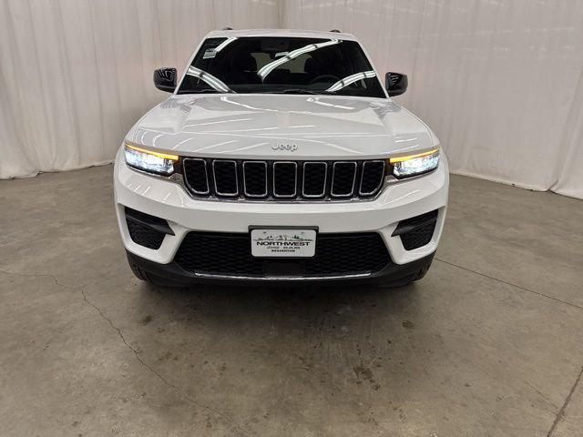 2026 Jeep Grand Cherokee GRAND CHEROKEE LAREDO X 4X4 2026 Jeep Grand Cherokee GRAND CHEROKEE LAREDO X 4X4
