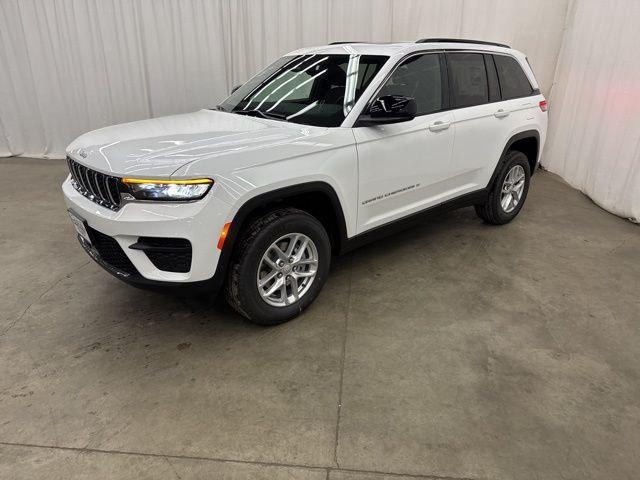 2026 Jeep Grand Cherokee GRAND CHEROKEE LAREDO X 4X4 2026 Jeep Grand Cherokee GRAND CHEROKEE LAREDO X 4X4