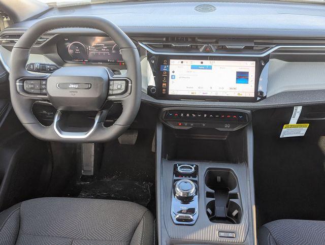 2026 Jeep Cherokee Laredo 4x4