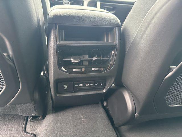 2026 Jeep Grand Cherokee Limited 4x2