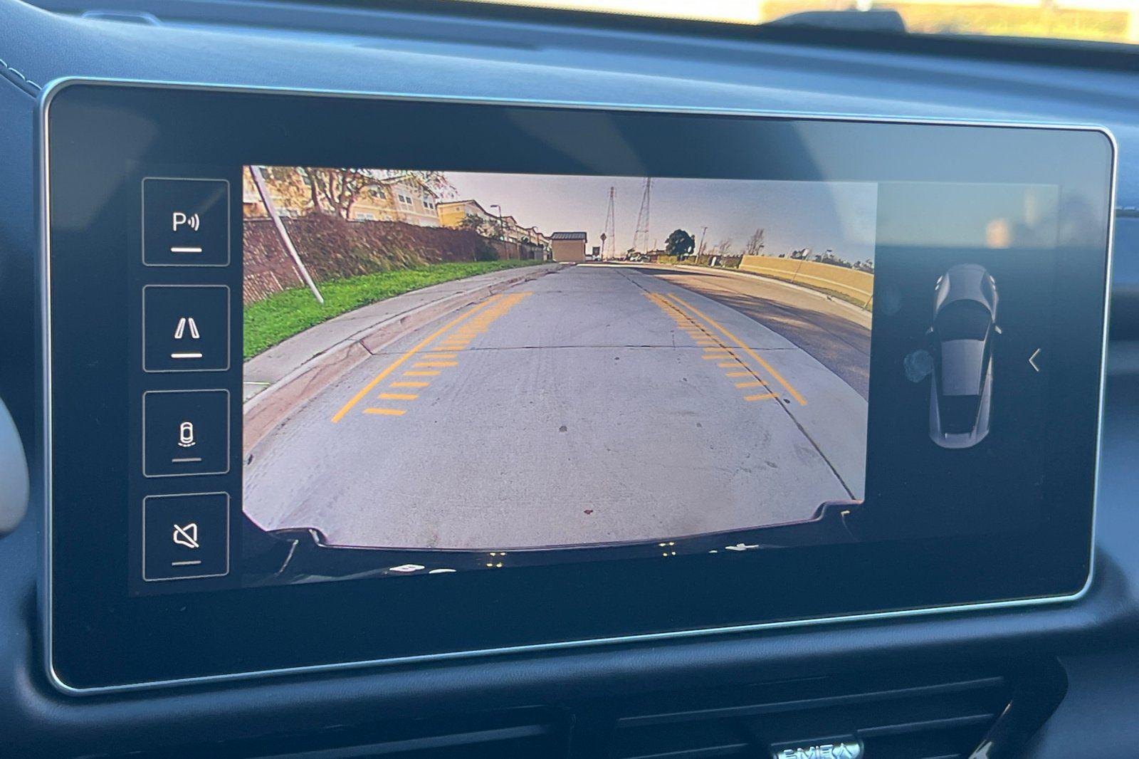 2024 Lotus Emira First Edition - Photo 18