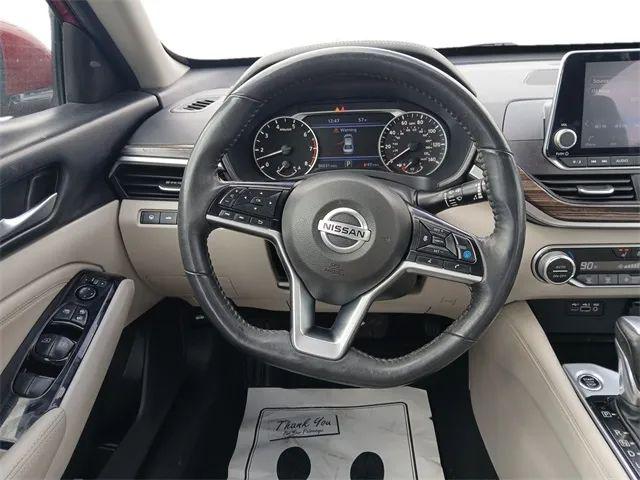 2022 Nissan Altima SL FWD