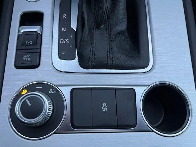 2017 Volkswagen Touareg V6 Wolfsburg Edition