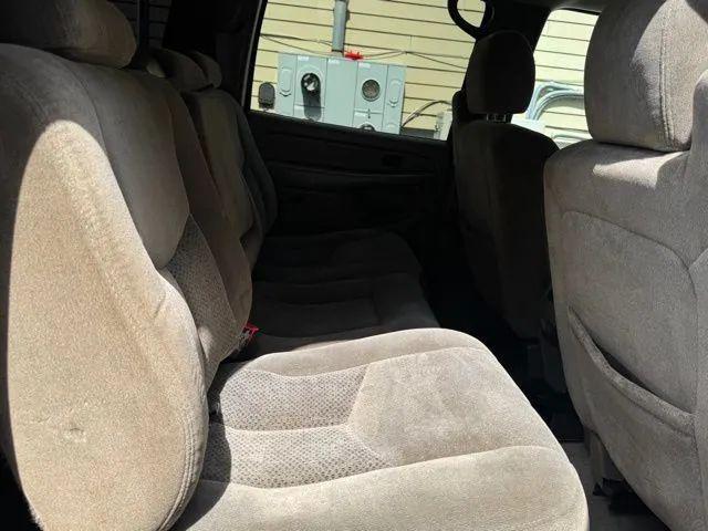 2006 Chevrolet Suburban LS