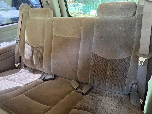 2006 Chevrolet Suburban LS