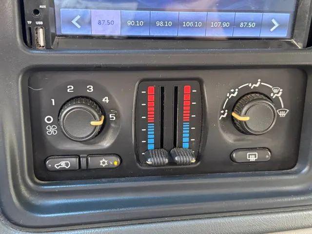 2006 Chevrolet Suburban LS