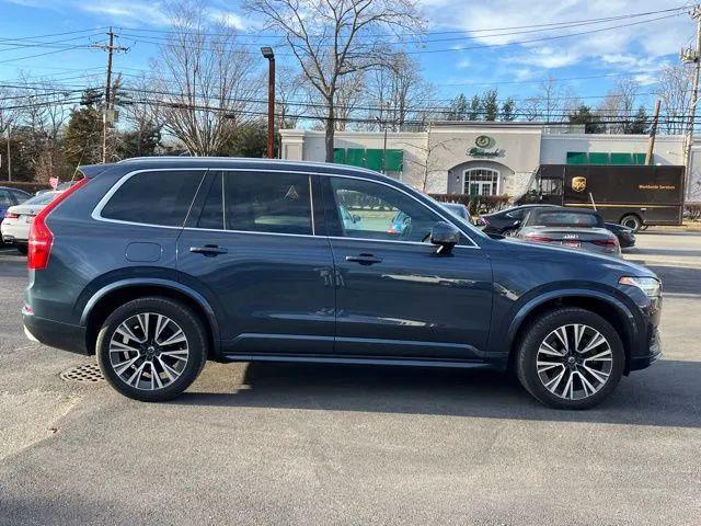 2020 Volvo XC90 T6 Momentum 7 Passenger