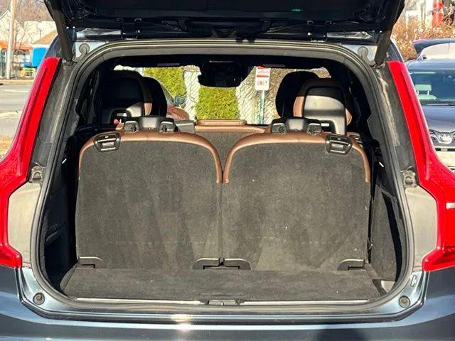 2020 Volvo XC90 T6 Momentum 7 Passenger