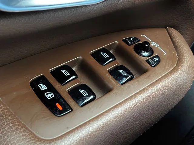 2020 Volvo XC90 T6 Momentum 7 Passenger