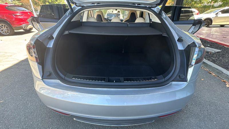 2012 Tesla Model S Signature Performance