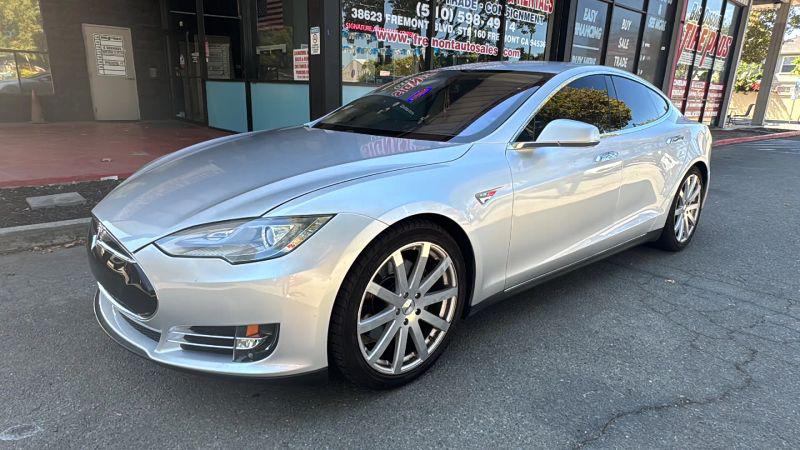 2012 Tesla Model S Signature Performance