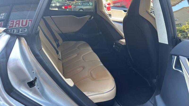 2012 Tesla Model S Signature Performance