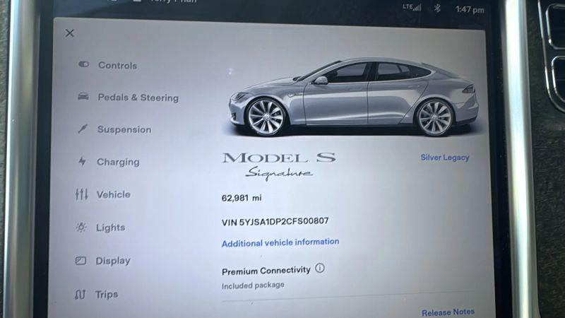 2012 Tesla Model S Signature Performance