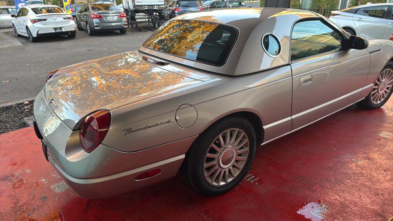 2005 Ford Thunderbird Deluxe