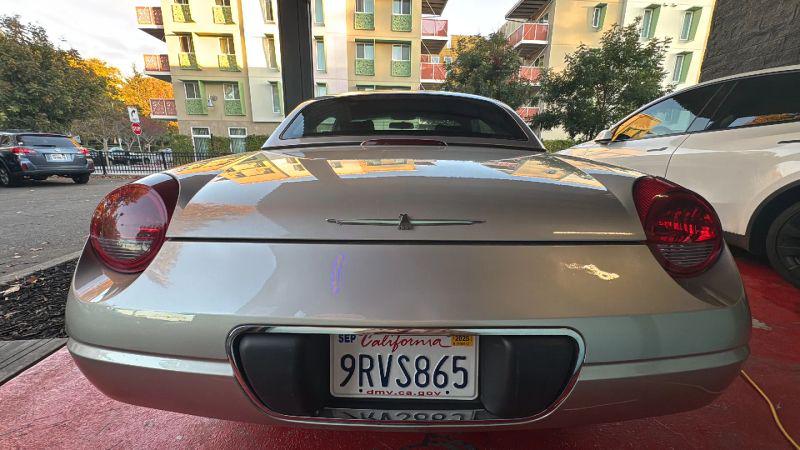 2005 Ford Thunderbird Deluxe