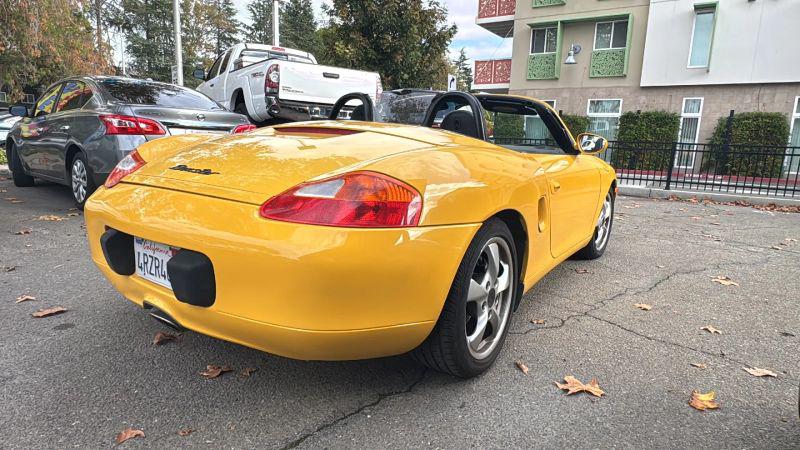 2001 Porsche Boxster Base