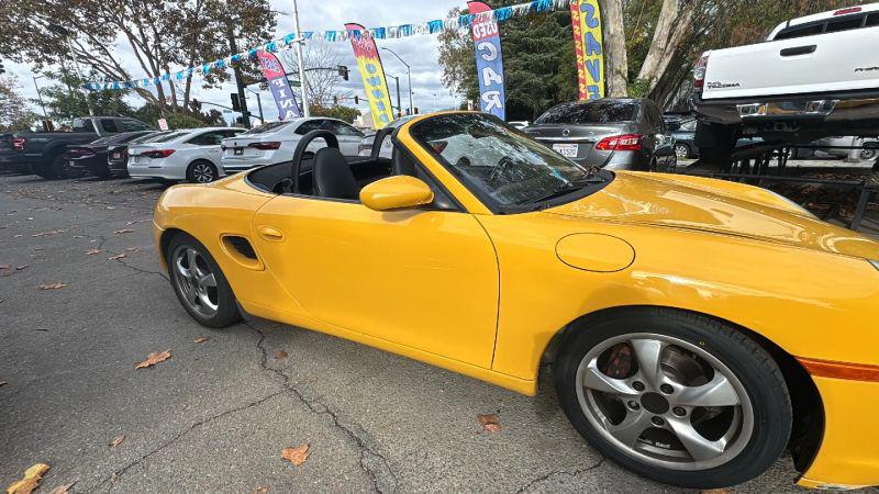 2001 Porsche Boxster Base