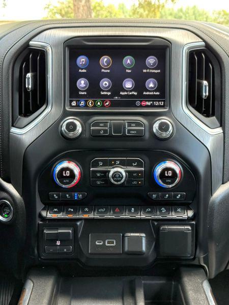 2020 GMC Sierra 1500 4WD Crew Cab Short Box Denali