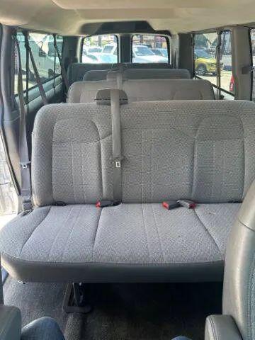 2017 Chevrolet Express LT