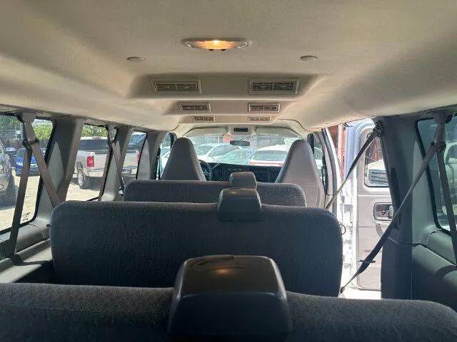 2017 Chevrolet Express LT