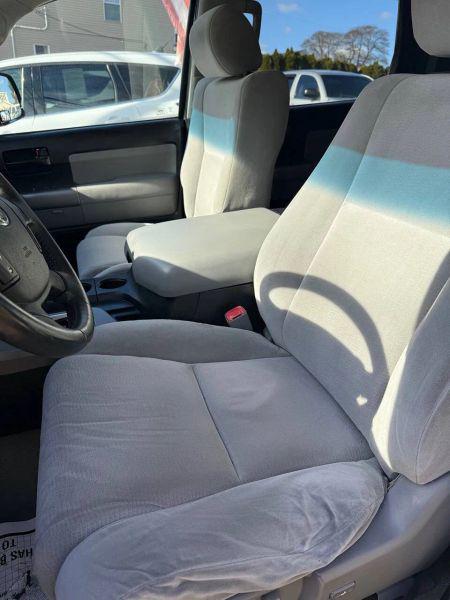 2010 Toyota Sequoia SR5 5.7L V8