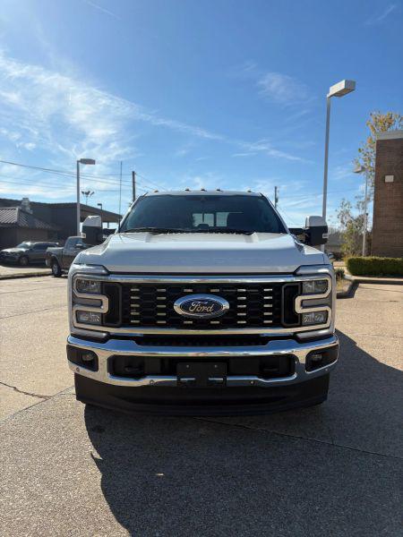 2023 Ford F-350 LARIAT