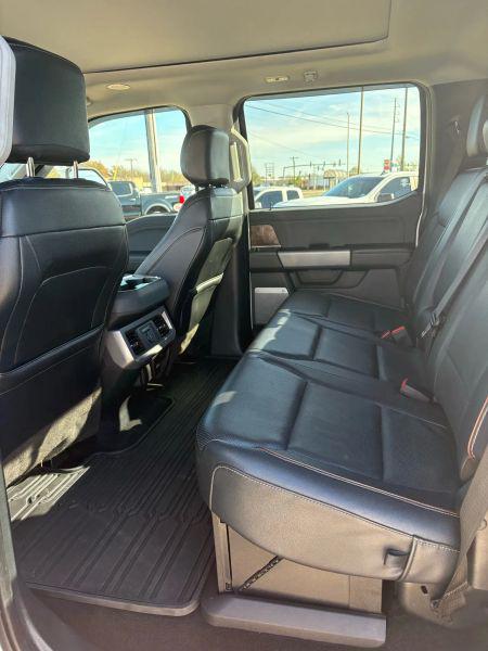 2023 Ford F-350 LARIAT