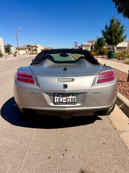 2007 Saturn Sky Red Line