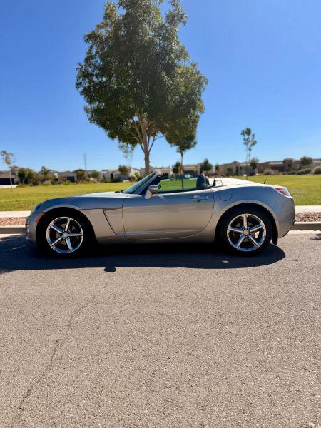 2007 Saturn Sky Red Line