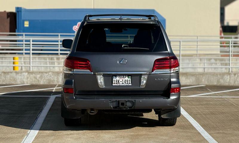 2013 Lexus LX 570 570
