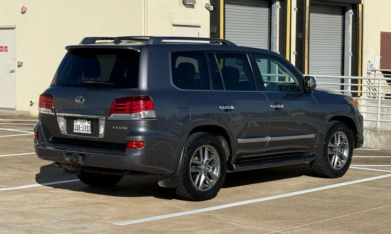 2013 Lexus LX 570 570
