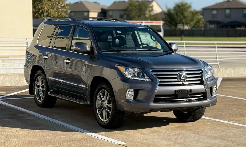 2013 Lexus LX 570 570