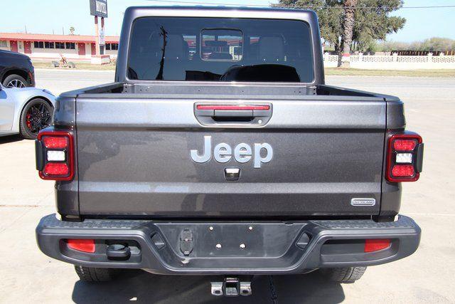 2022 Jeep Gladiator Overland