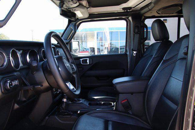 2022 Jeep Gladiator Overland