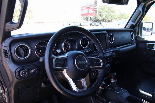 2022 Jeep Gladiator Overland