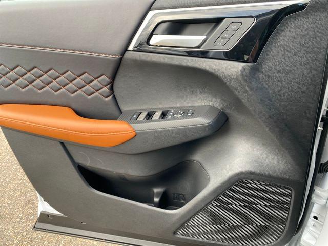 2025 Mitsubishi Outlander PHEV SEL S-AWC