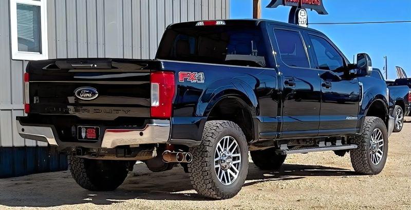 2017 Ford F-250 LARIAT